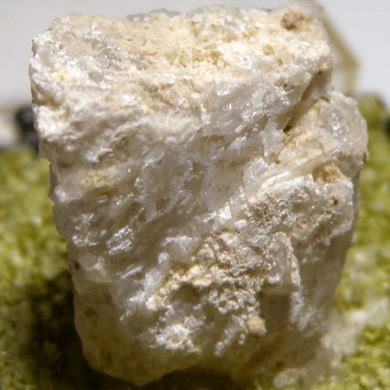 Inyoite