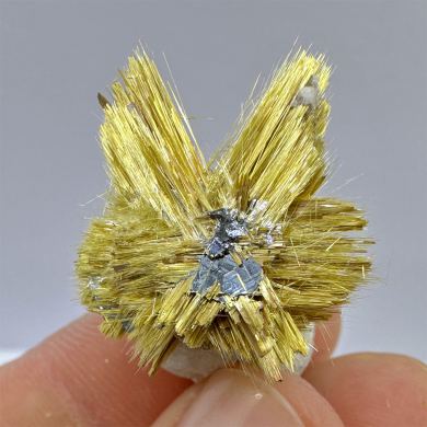 Rutile, hematite EPITAXIAL