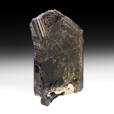 Axinite-Fe with Calcite