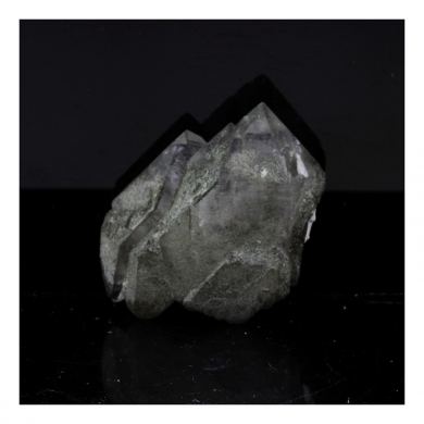 Quartz + Chlorite. 71.0 ct.