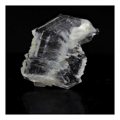 Faden Quartz. 57.0 ct.