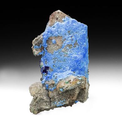 Carbonatecyanotrichite with Azurite, Calcite