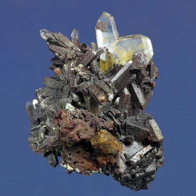 Quartz ( Japan-law twin ) with Siderite pseudomorphs