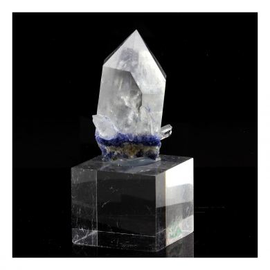 Quartz + Dumortierite. 158.5 ct.