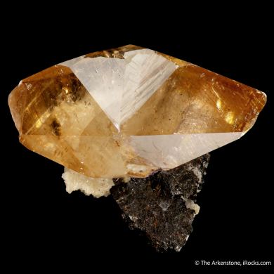 Calcite on Sphalerite with Baryte