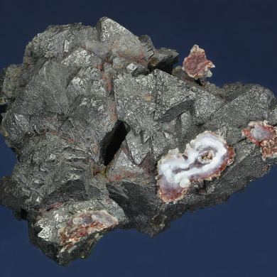 Magnetite with Quartz (var. Chalcedony)