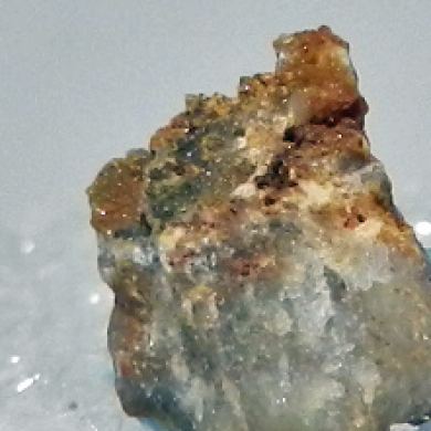 Brackenbuschite