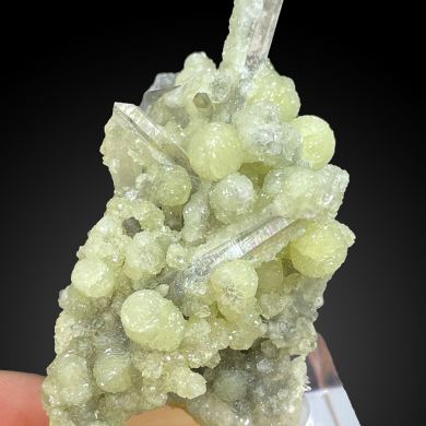 Wavellite, quartz