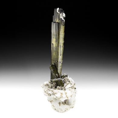 Elbaite with Albite