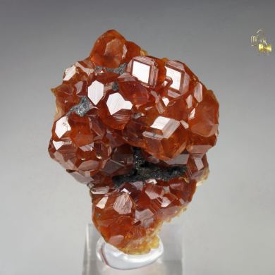 gem GARNET var. SPESSARTINE