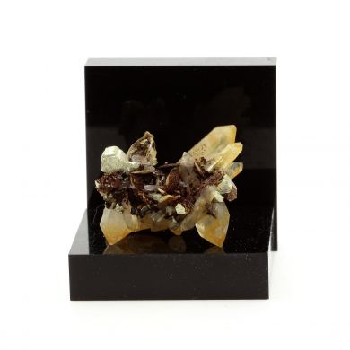 Siderite, Quartz, Pyrite.