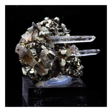 Siderite, Quartz, Pyrite.