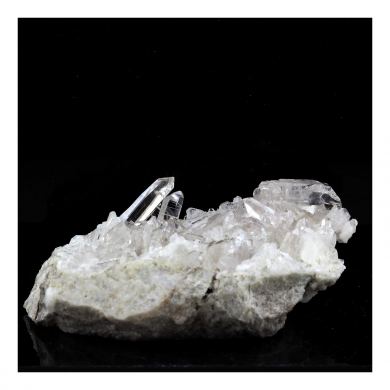 Quartz + Albite. 231.90 ct.