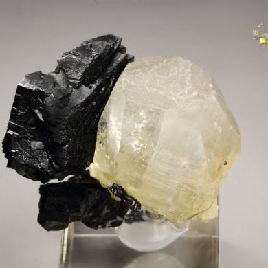 BABINGTONITE, CALCITE