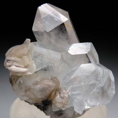 Aquamarine with Quartz