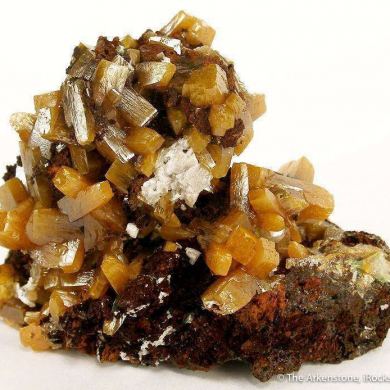 Wulfenite