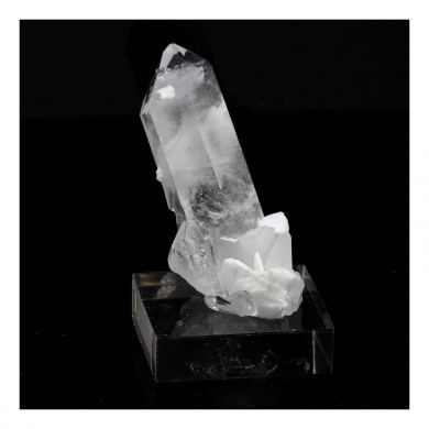 Quartz + Baryte. 42.95 ct.