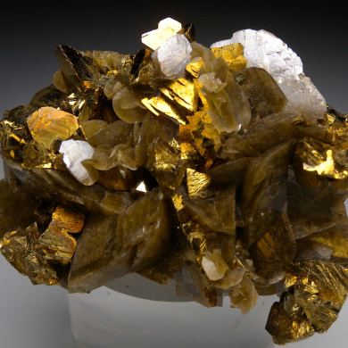 Siderite, Chalcopyrite