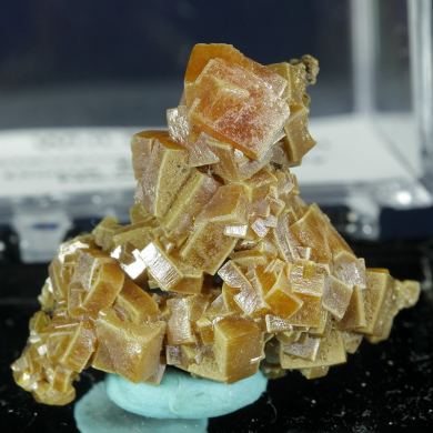 Wulfenite