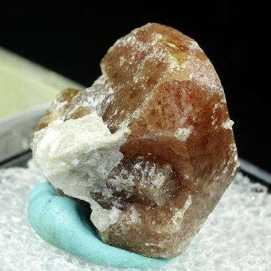 Grossular garnet