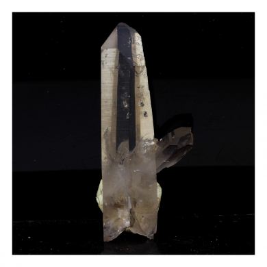 Quartz. 62.0 ct.