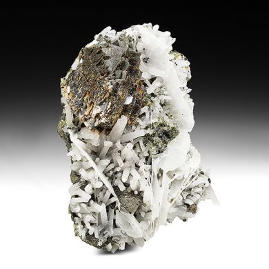 Genthelvite with Quartz, Calcite, Chlorite