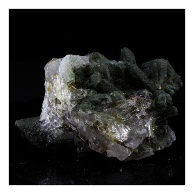 Quartz + Chlorite + Epidote. 274.50 ct.