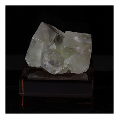 Fluorite. 194.25 ct.