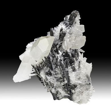 Hubnerite with Quartz