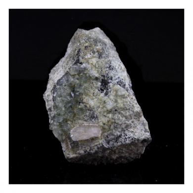 Prehnite. 63.5 ct.