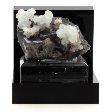 Cerusite + Hemimorphite.