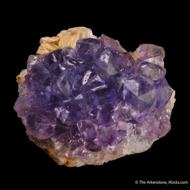 Fluorite (tetrahexahedral crystals)