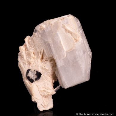 Hambergite (twinned)