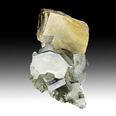 Fluorapatite with Quartz, Siderite, Pyrite, Muscovite