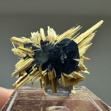 Rutile, hematite EPITAXIAL