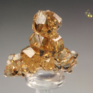 gem GARNET var. GROSSULAR