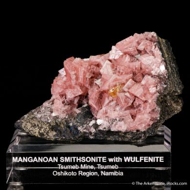 Manganoan Smithsonite with Wulfenite