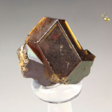 iridescent rainbow GARNET var. ANDRADITE