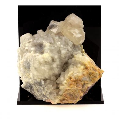 Calcite + Baryte. 3621.0 ct.