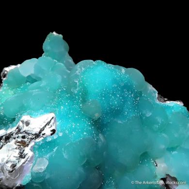 Smithsonite on Adamite var. Cuprian-REE