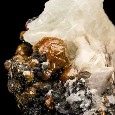 Mimetite (Campylite) with Baryte