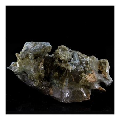 Quartz + Epidote. 392.55 ct.