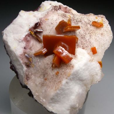 Wulfenite