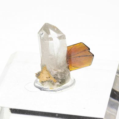 Brookite on Quartz