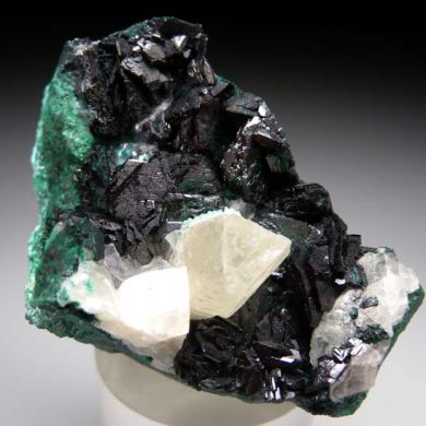 Clinoatacamite with Calcite