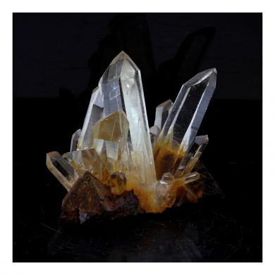 Quartz + Siderite. 92.5 ct.