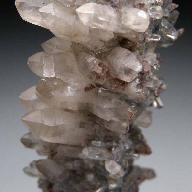 'Gitter' Quartz on Feldspar