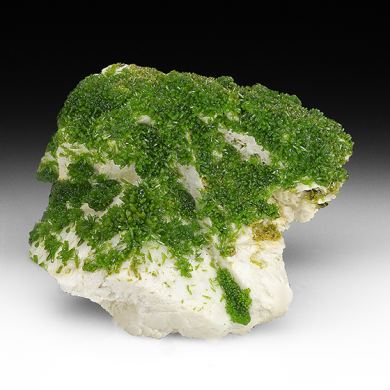 Pyromorphite with Barite