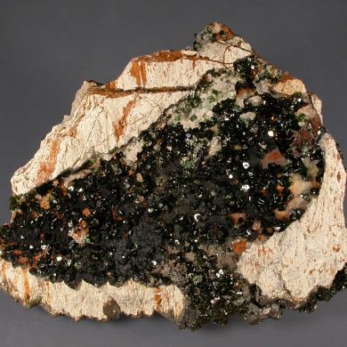 Libethenite on Goethite and Quartz