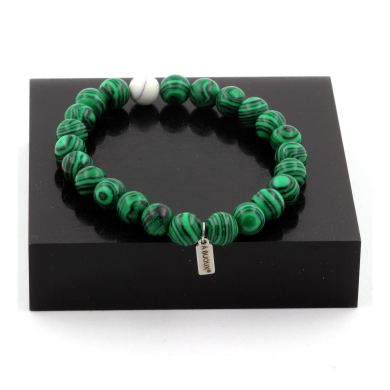 Malachite + Howlite Bracelet 8 mm Beads.